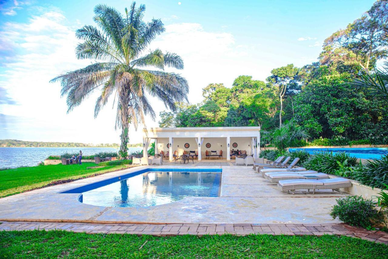 Brovad Sands Lodge Kalangala Bagian luar foto