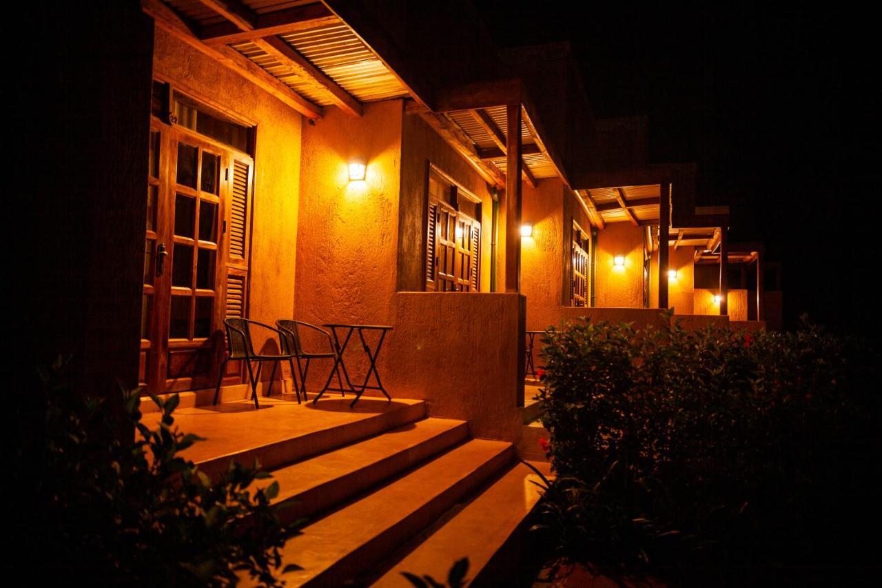 Brovad Sands Lodge Kalangala Bagian luar foto